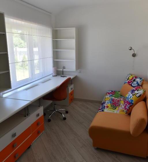 اتاق لوکس چهار تخته, Naiza   Jurmala Guesthouse