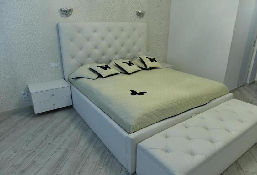 اتاق لوکس چهار تخته, Naiza   Jurmala Guesthouse