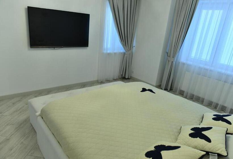 اتاق لوکس چهار تخته, Naiza   Jurmala Guesthouse