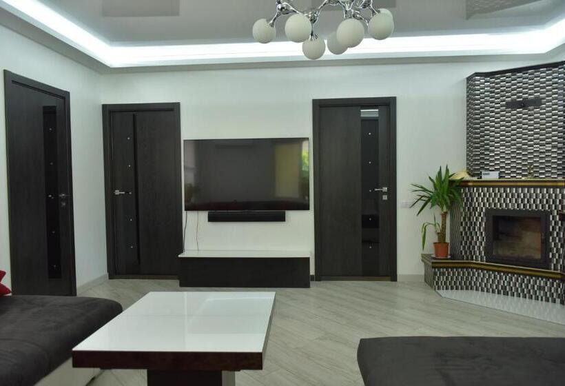 اتاق لوکس چهار تخته, Naiza   Jurmala Guesthouse