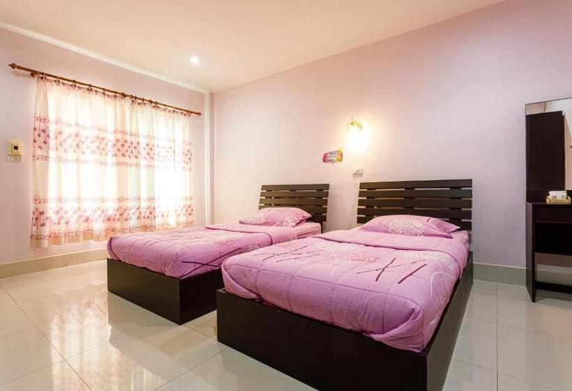 اتاق استاندارد, Pennaung Resort