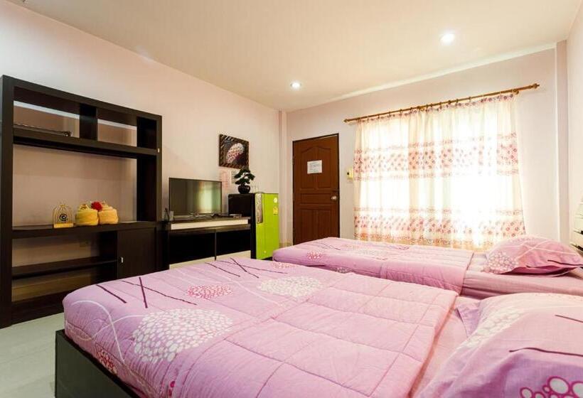 اتاق استاندارد, Pennaung Resort