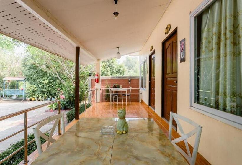 استودیوی لوکس, Pennaung Resort
