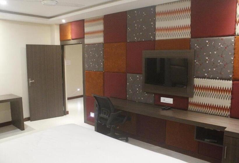 اتاق استاندارد با تخت بزرگ, Gk Palace Pure Veg
