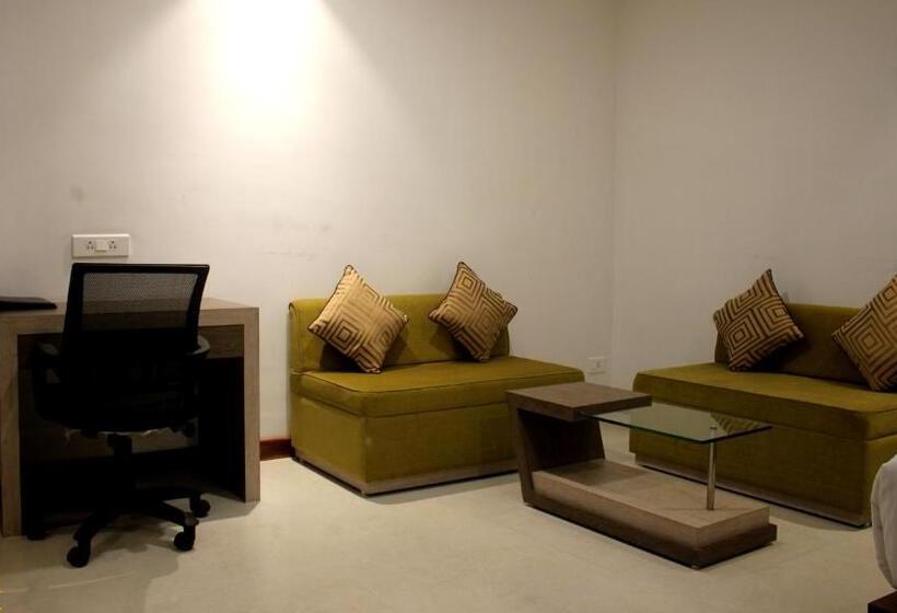 اتاق استاندارد با تخت بزرگ, Gk Palace Pure Veg