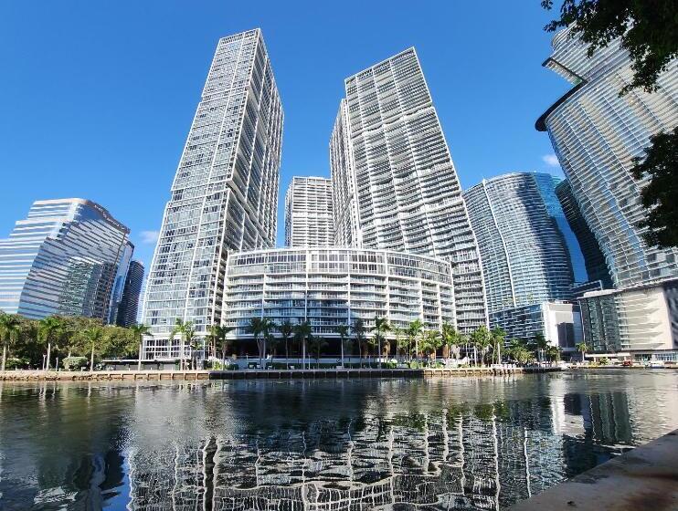 استودیو استاندارد با بالکن, Icon Brickell W Residences