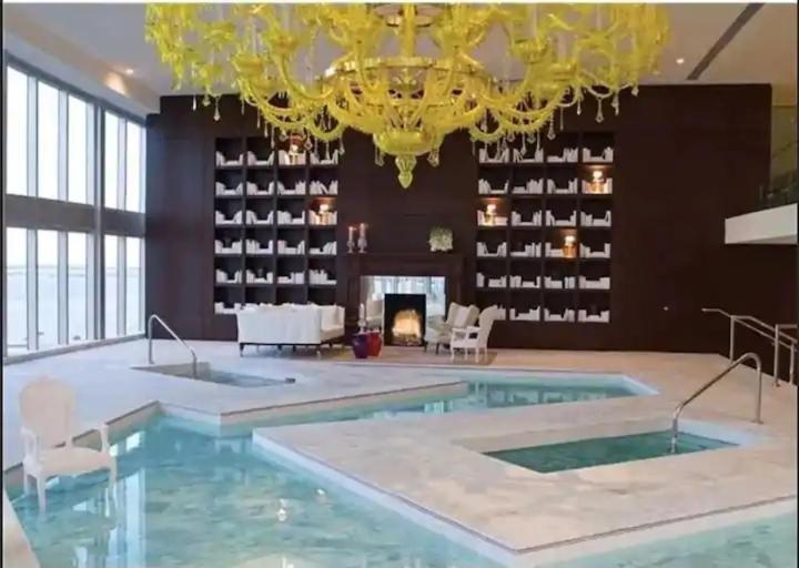 استودیو استاندارد با بالکن, Icon Brickell W Residences