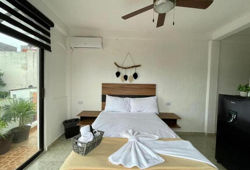 سوییت با چشم‌انداز دریا, Mayab Playa   5th. Ave