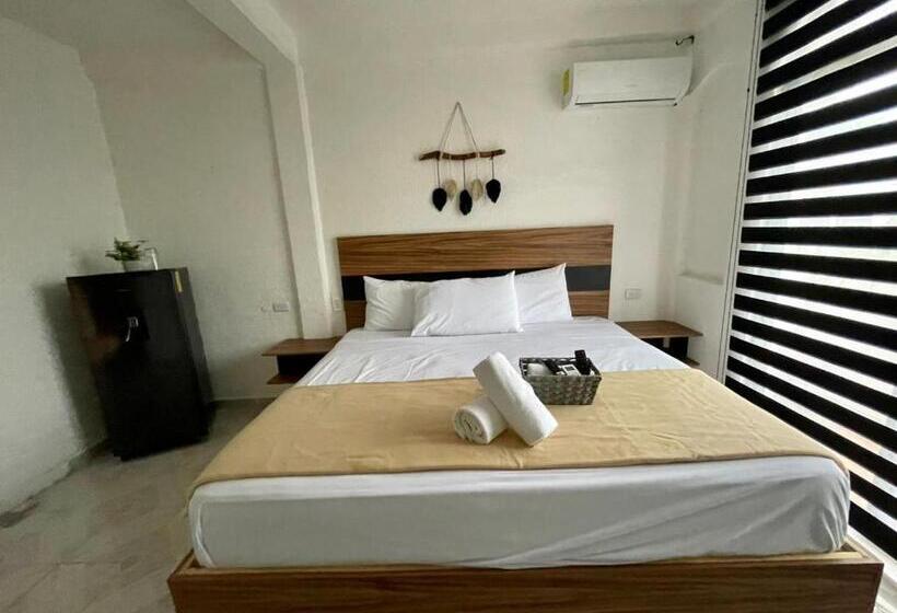 سوییت سوپریور, Mayab Playa   5th. Ave