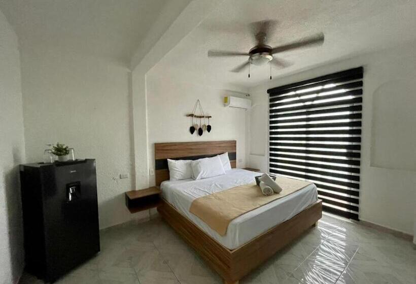 سوییت سوپریور, Mayab Playa   5th. Ave