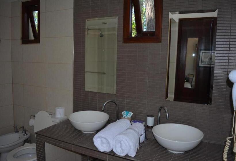 اتاق استاندارد با وان آب گرم, Posada La Casona