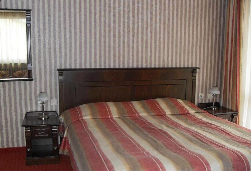 اتاق استاندارد چهار تخته, Family Hotel Ivel   семеен хотел ивел
