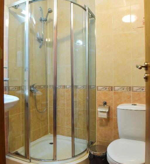 اتاق راحتی سه تخته, Family Hotel Ivel   семеен хотел ивел