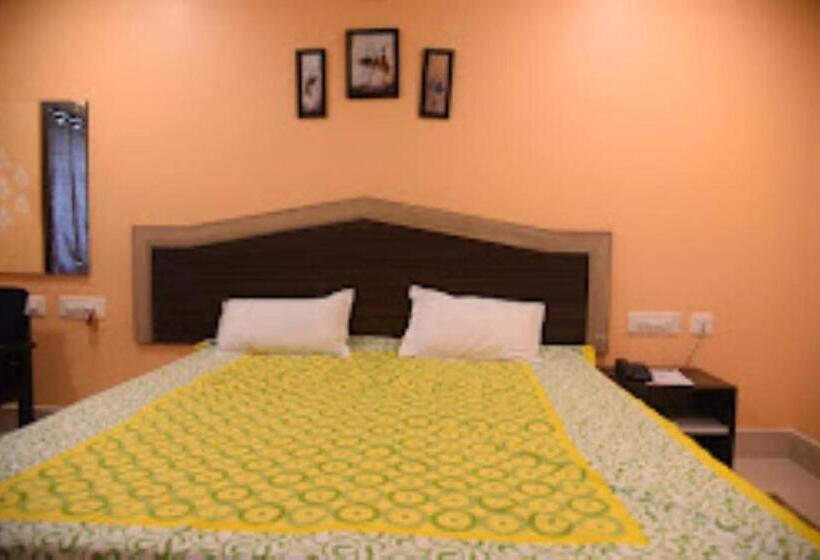 اتاق لوکس, Ashoka Cuttack