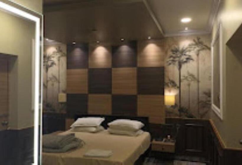 اتاق لوکس, Ashoka Cuttack