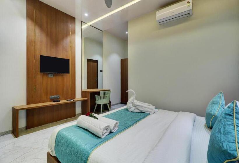 سوییت, Radhe Residency