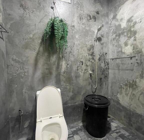 استودیوی استاندارد, Lamai Home