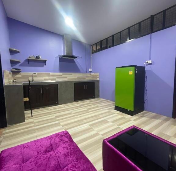 استودیوی استاندارد, Lamai Home
