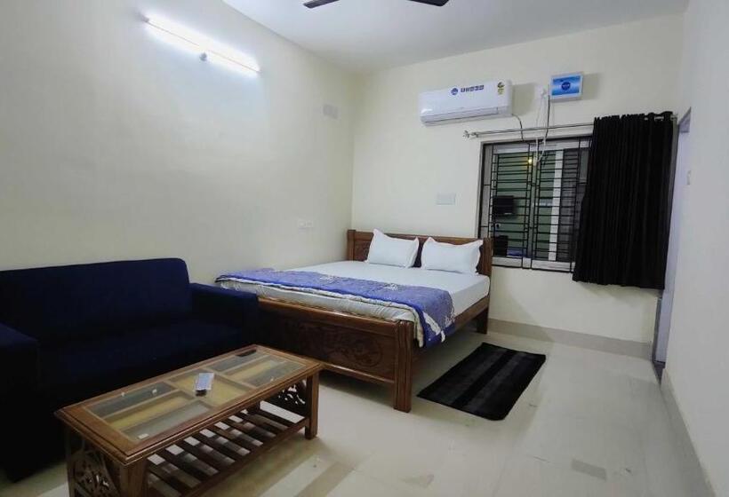 اتاق کلاسیک سه تخته, Oyo Flagship Hotel Krishna