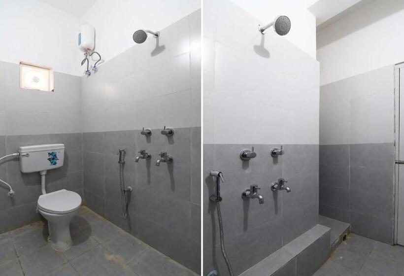 اتاق کلاسیک سه تخته, Oyo Flagship Hotel Krishna