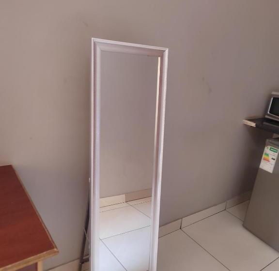 اتاق استاندارد, Laguna Guesthouse