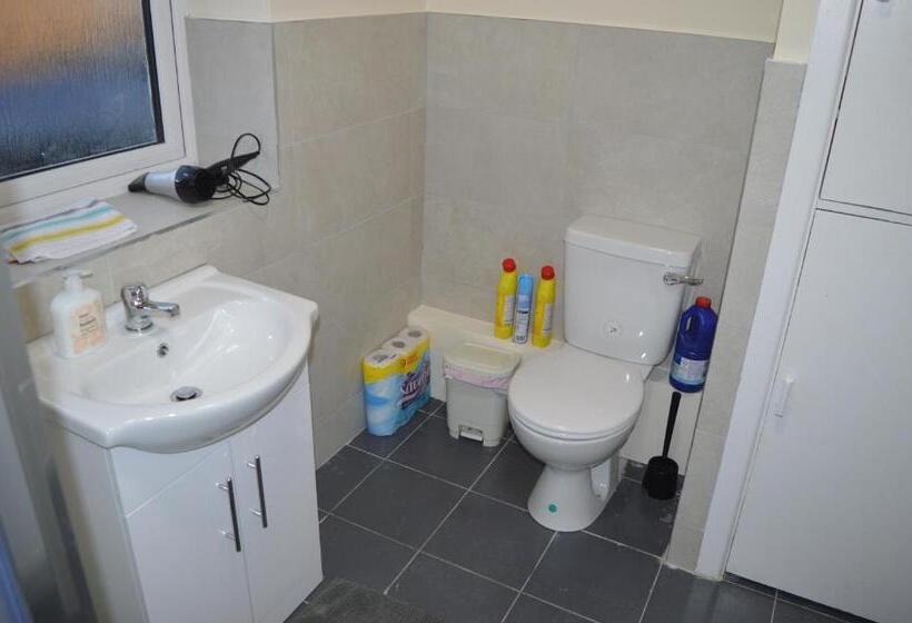 اتاق استاندارد با چشم‌انداز باغ, The Comfy Cottage