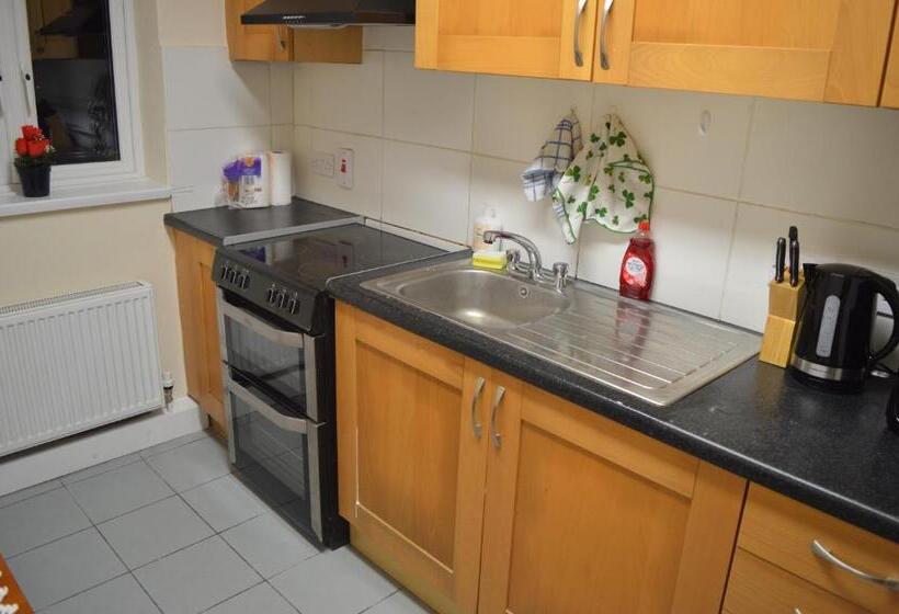 اتاق استاندارد با چشم‌انداز باغ, The Comfy Cottage