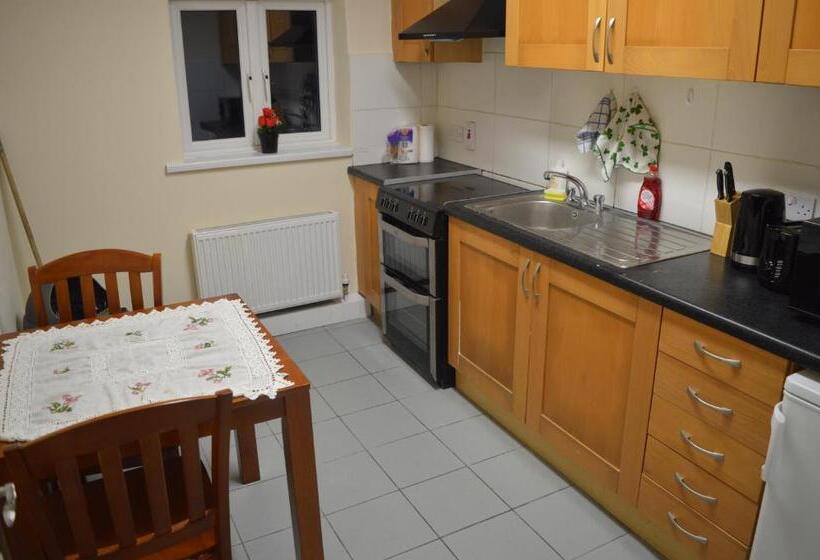 اتاق استاندارد با چشم‌انداز باغ, The Comfy Cottage