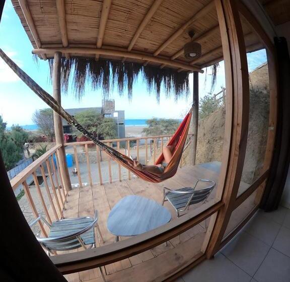 اتاق استاندارد چهارنفره با بالکن, Lobitos Eco Lodge