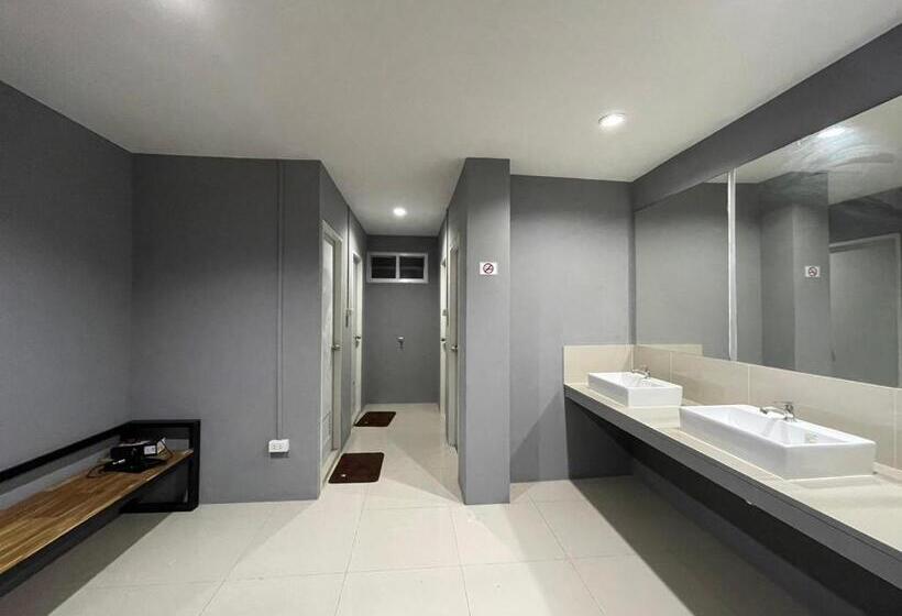 اتاق استاندارد, Baan Pheun Hostel บ้านเพื่อน โฮสเทล