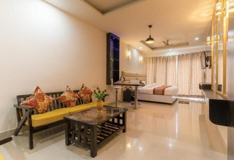 اتاق لوکس, Royals Moonlight Resort,bhimtal