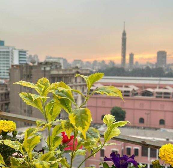 سوئیت با چشم‌انداز رودخانه, Midtown Nile View Suites