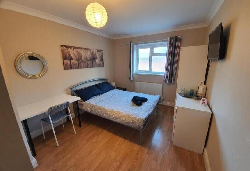 اتاق استاندارد, Ilford Rooms