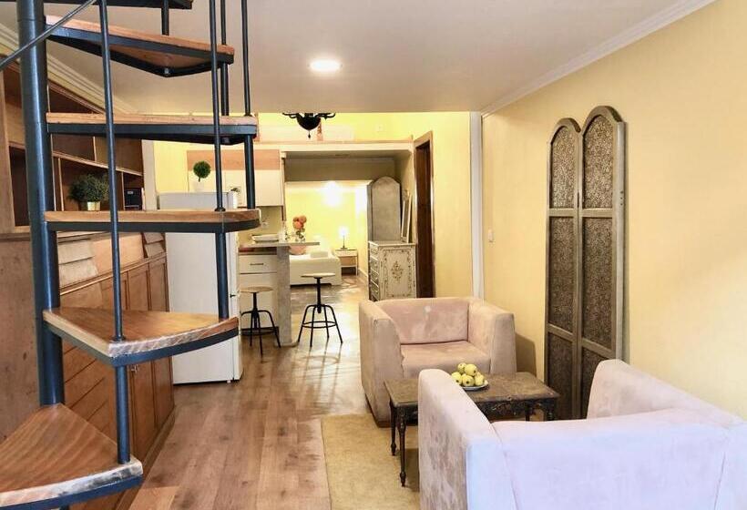 اتاق استاندارد, Lx Factory Guest House