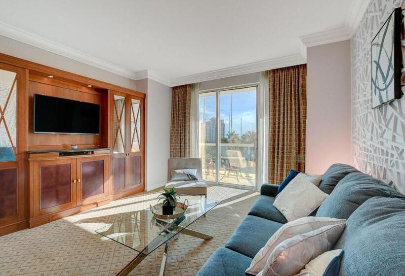 سوئیت با بالکن, Serenity Suite At Mgm Signature