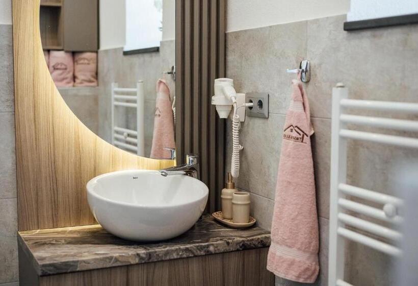 استودیوی استاندارد, Gerab Resort