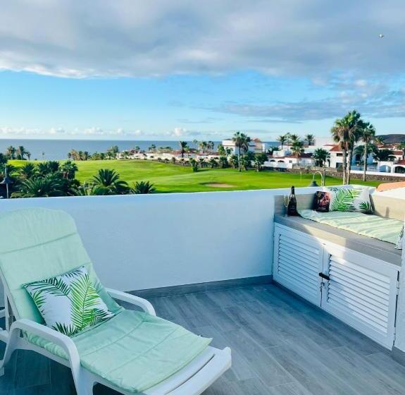آپارتمان 1 خوابه با چشم‌انداز دریا, Fantastic Sea And Golf Course View House With 3 Bedrooms