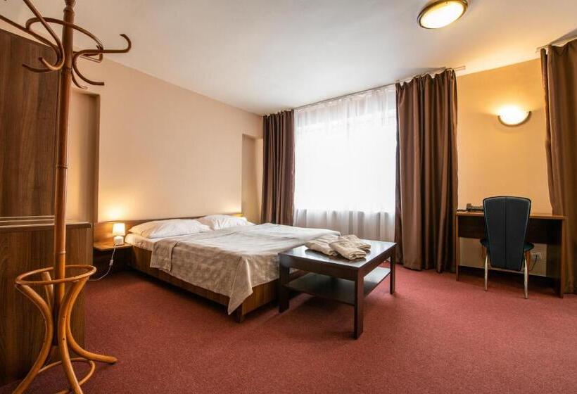 اتاق استاندارد, Grand Hotel Rooms