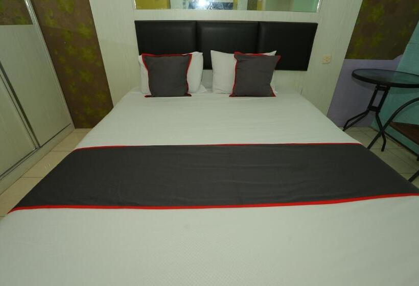 اتاق لوکس, Capital O 93371 Pelangi Residence 5