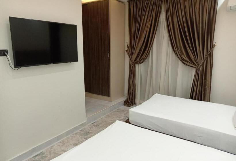 اتاق استاندارد با تراس, Grand Pyramids View Inn