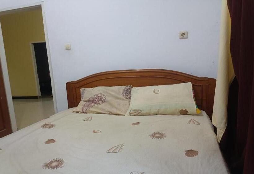 اتاق لوکس, Oyo 93408 Penginapan Annisya