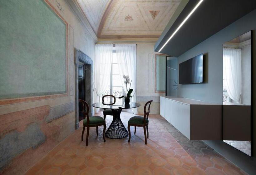 اتاق لوکس خانوادگی, Palazzo Giusti Suites And Spa