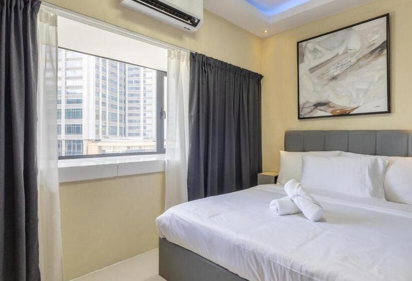 سوییت لوکس, Lush Residences Makati