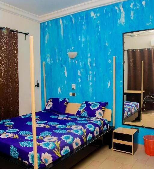 اتاق استاندارد سه تخته با بالکن, Happy Guest House   Hgh