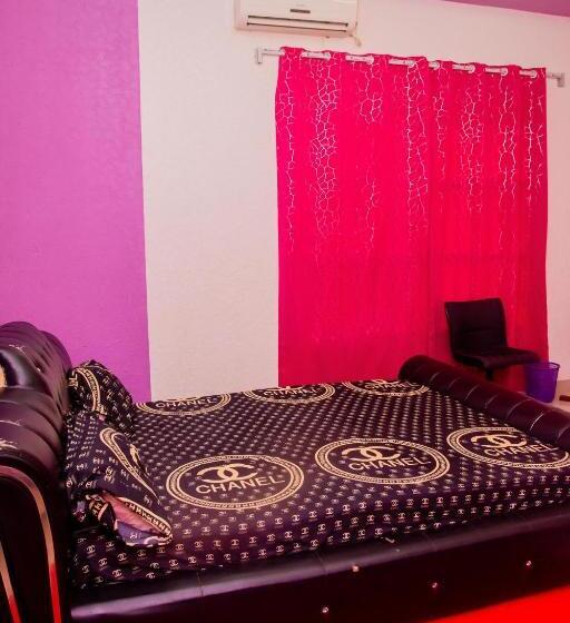استودیو استاندارد با بالکن, Happy Guest House   Hgh