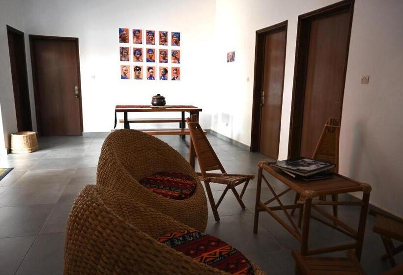 اتاق استاندارد, Les Amazones Rouges Maison Moderne Et Chaleureuse