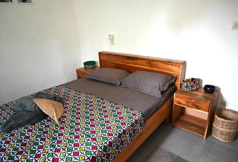 اتاق استاندارد, Les Amazones Rouges Maison Moderne Et Chaleureuse