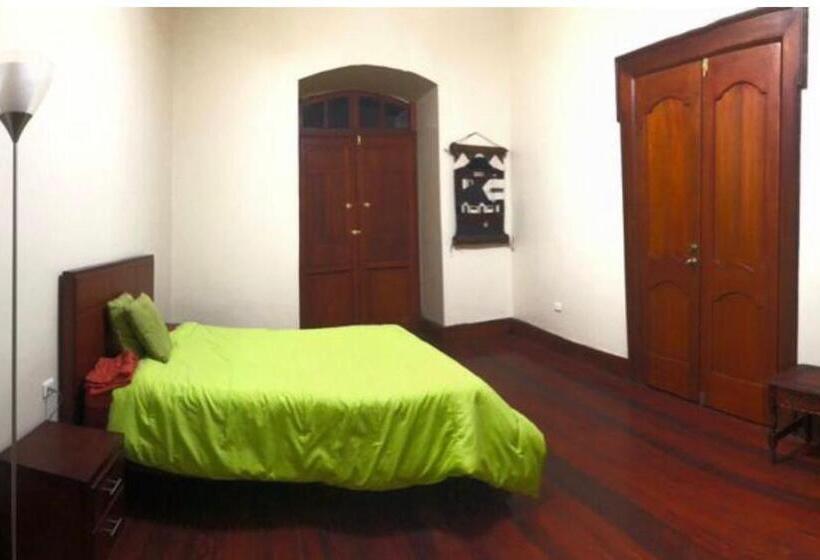 اتاق استاندارد, Hospedaje Las Primicias Riobamba 104