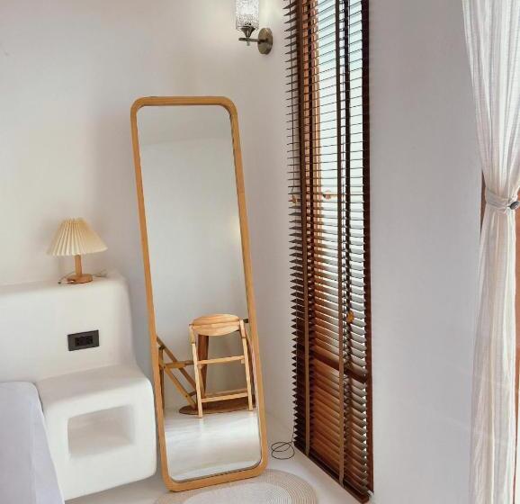 ویلای یک اتاق خوابه با استخر شنا, Kamari Cafe&resort Kohlarn คามารีคาเฟ่แอนด์รีสอร์ทเกาะล้าน