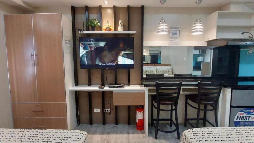 اتاق خانوادگی, Cebu City Proper Across Sm City Cebu With Two Beds